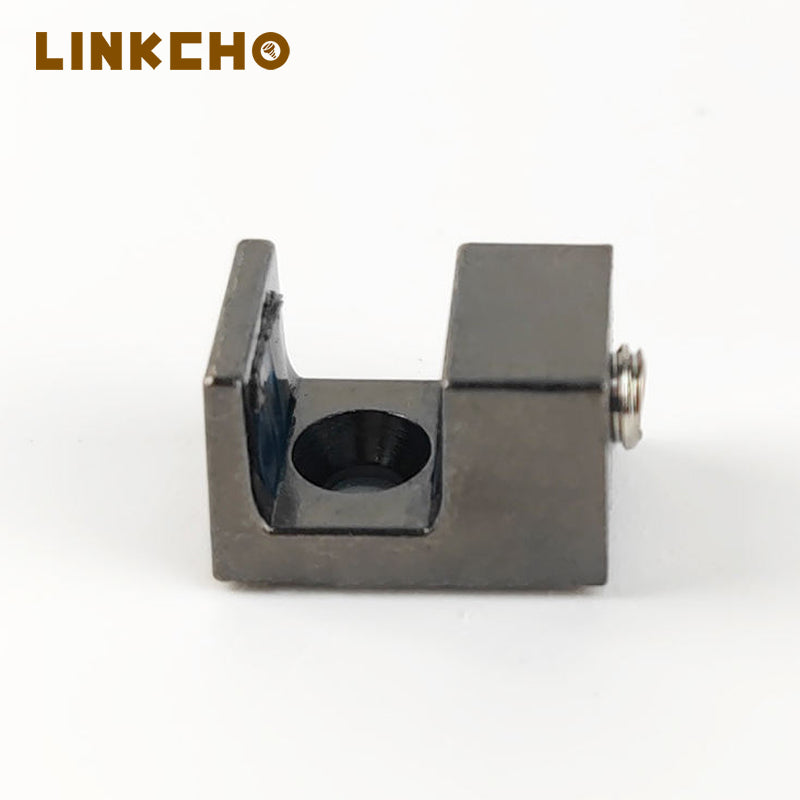 Factory Custom Zinc Alloy Integrated Molding Bathroom Door Adjustable Glass Clip Clamp for Glass Cabinet Wall Shelf